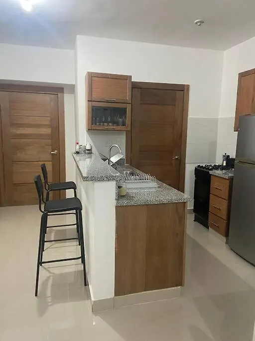Lujoso Apartamento Suite Torre Sky 01 Zona Universitaria contacts